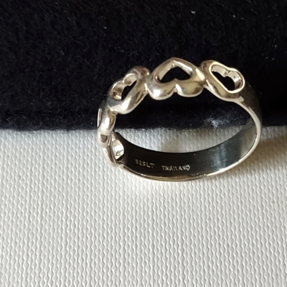 Sterling Silver Heart Ring  size 8- 1/2